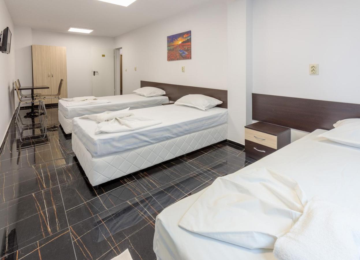 Стаи За Гости Пиротска 39 Burgas Exterior photo