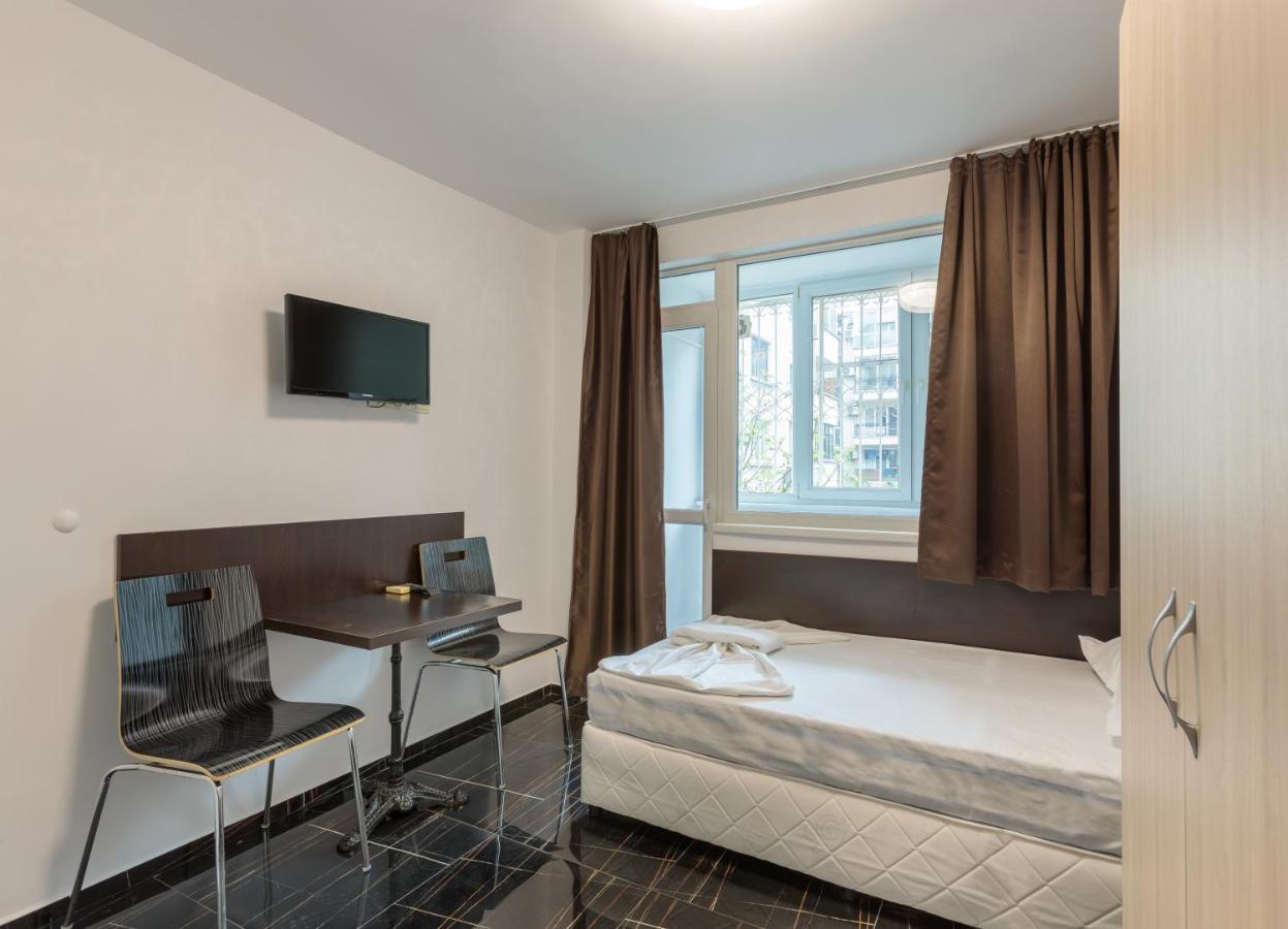 Стаи За Гости Пиротска 39 Burgas Exterior photo